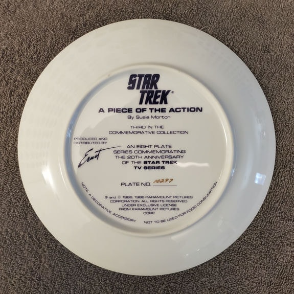 ER_20_COMM_ST_TOS_PieceOfTheAction Plate - Back