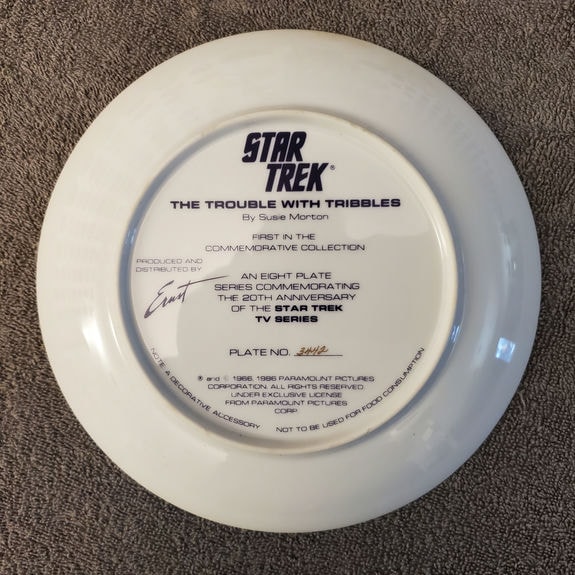 ER_20_COMM_ST_TOS_TroubleWithTribbles Plate - Back