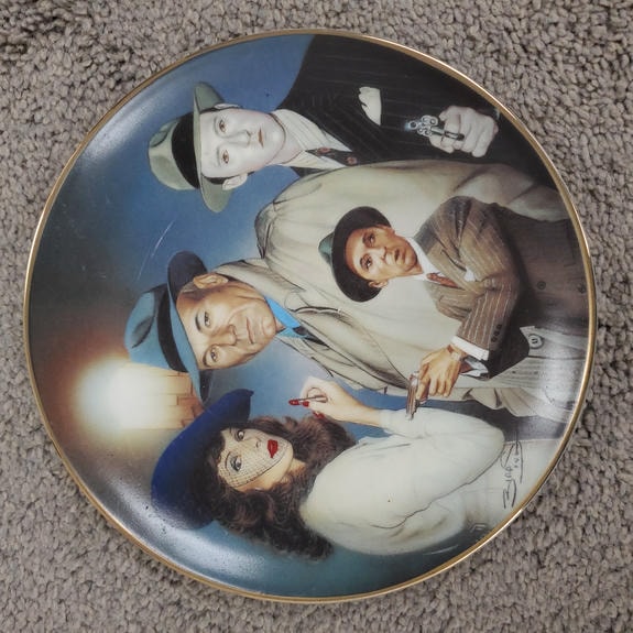 ONE_OFF_EPISODES_Big Goodbye Plate - Front