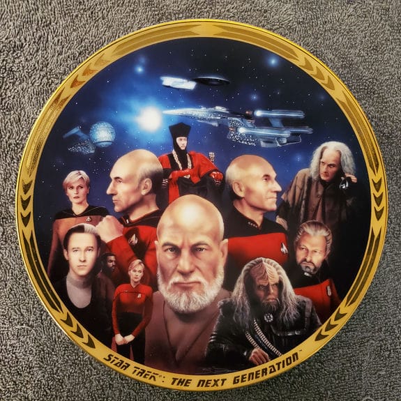 HC_ST_TNG_EPISODES_AllGoodThings Plate - Front