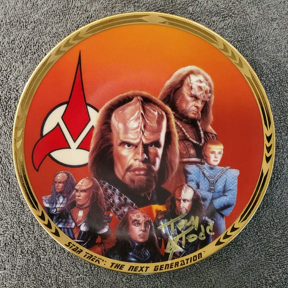 HC_ST_TNG_EPISODES_Redemption Plate - Front