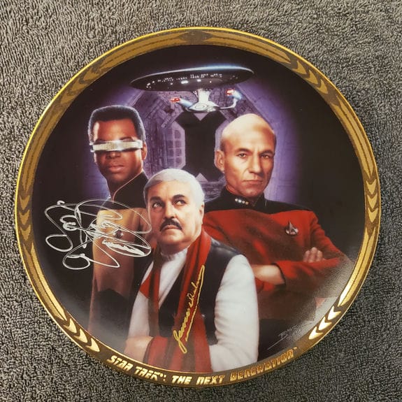 HC_ST_TNG_EPISODES_Relics Plate - Front