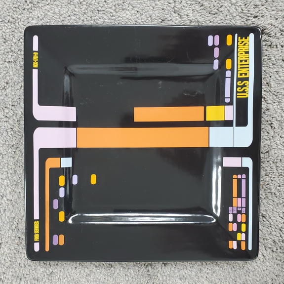 UK_STTNG_FOOD1 Plate - Front