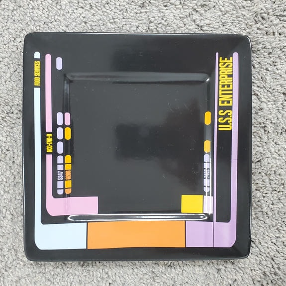 UK_STTNG_FOOD2 Plate - Front